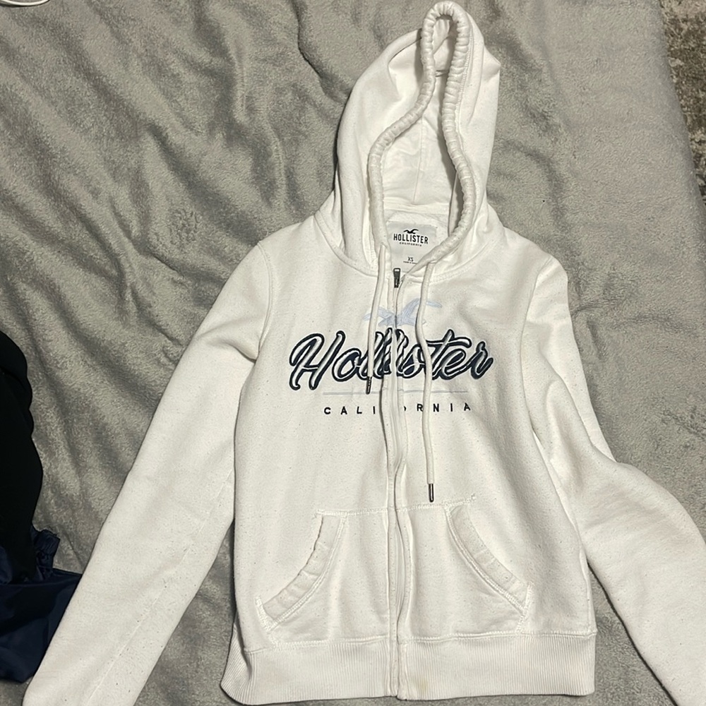 XS, Hollister zip up